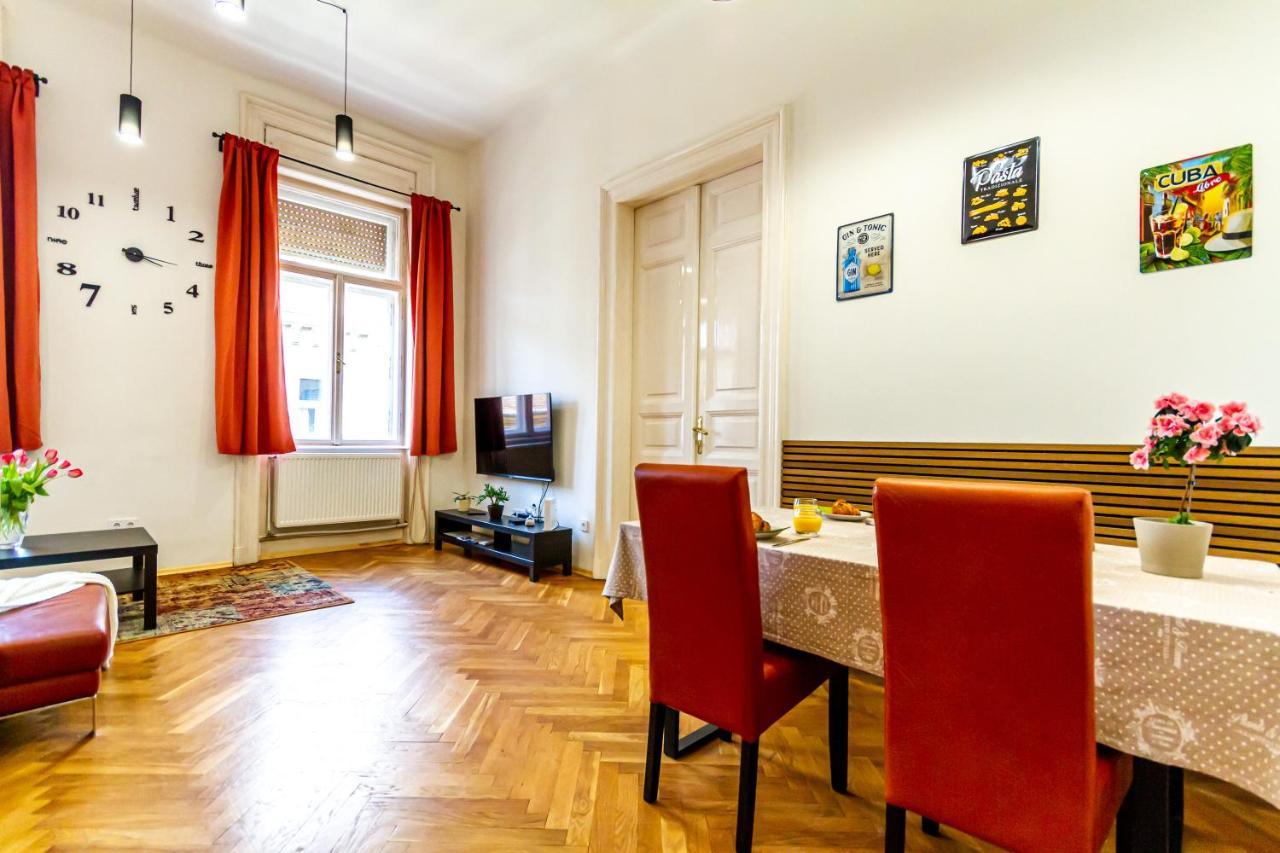 Supercentral Boutique Suite Budapest Esterno foto